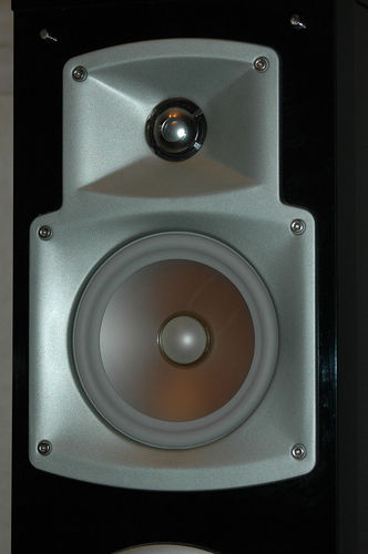Yamaha ns 555 price clearance